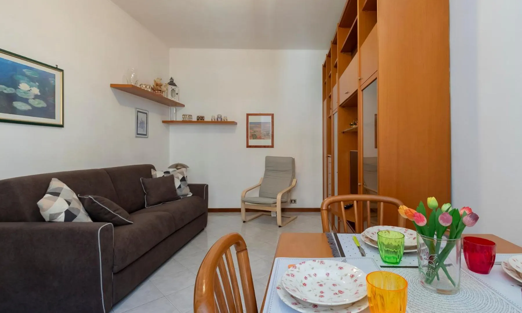 De Angeli San Siro Large Two-Room Apartment Milano