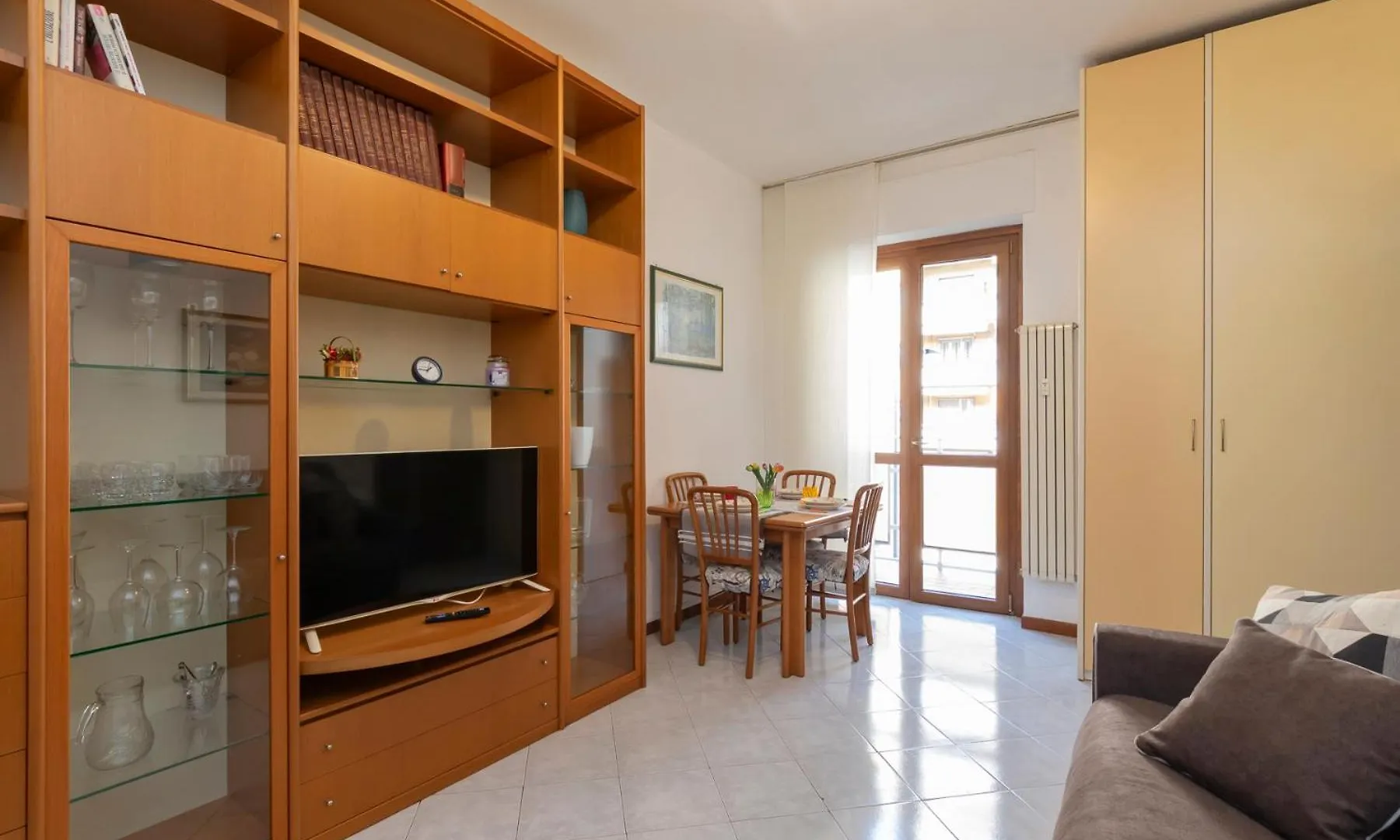 De Angeli San Siro Large Two-Room Apartment Milano İtalya