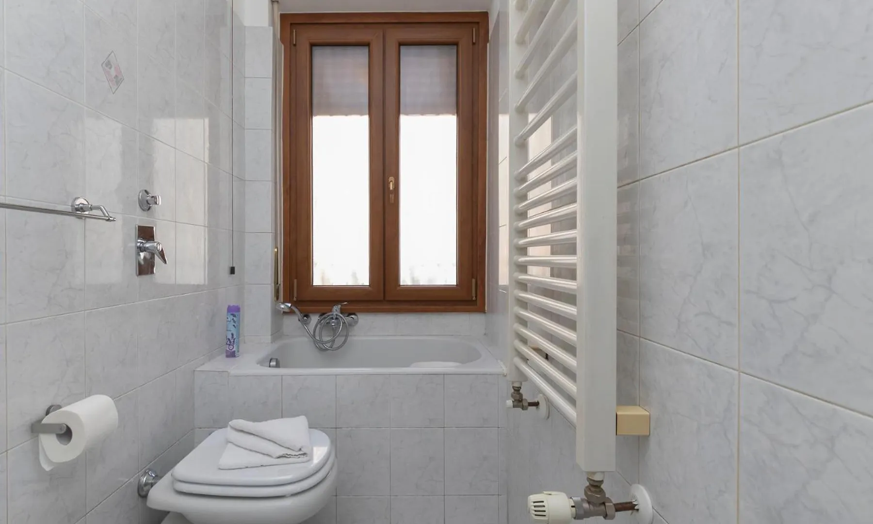 De Angeli San Siro Large Two-Room Apartment Milano