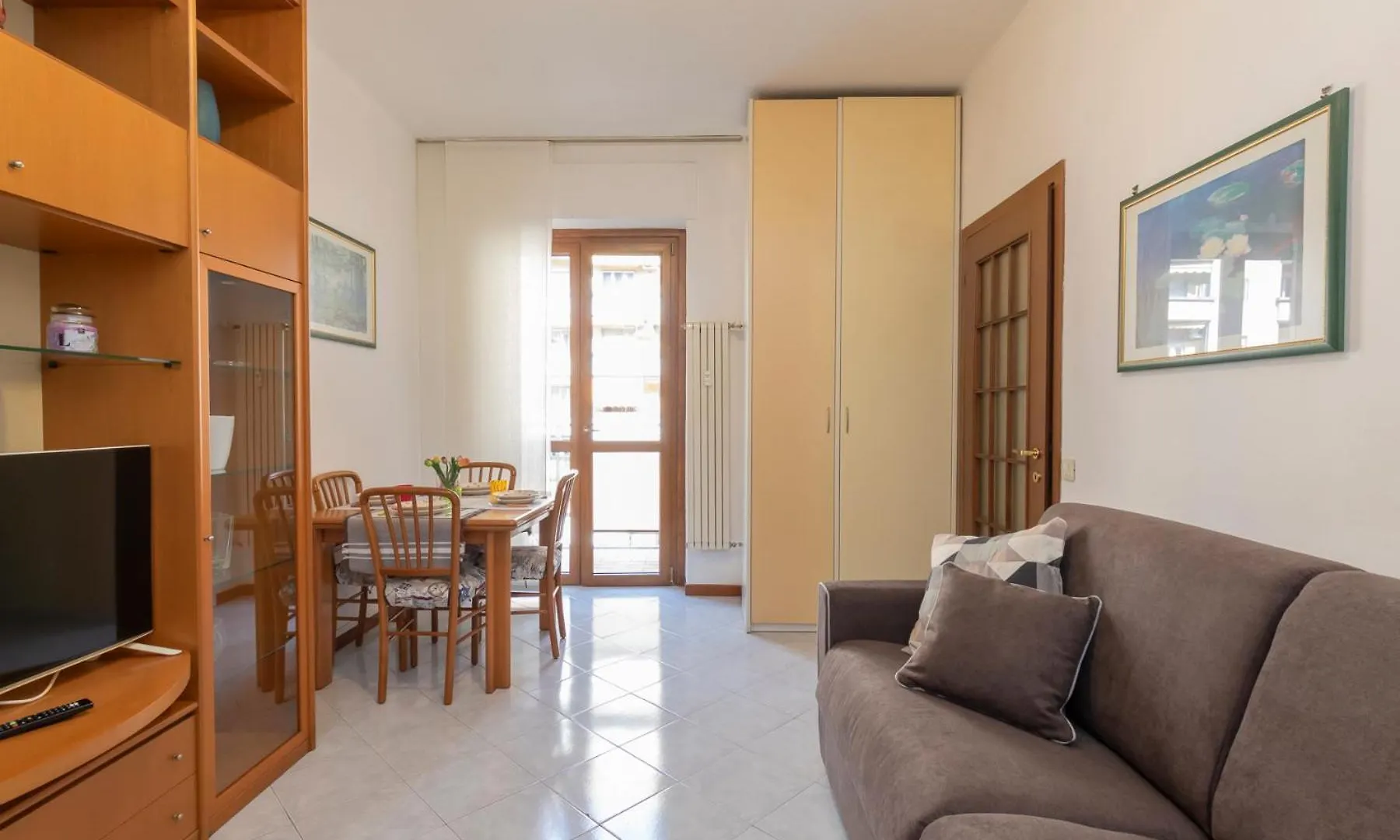 De Angeli San Siro Large Two-Room Apartment Milano